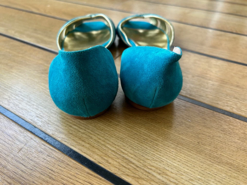 BNWT Alejandro Injelmo turquoise flats, suede and leather, open toe, size 40 — 第 4/4 张图片