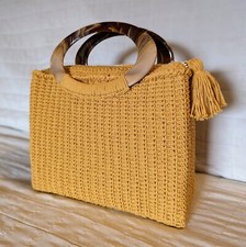 borsa fatta a mano, gialla, con fodera interna. 