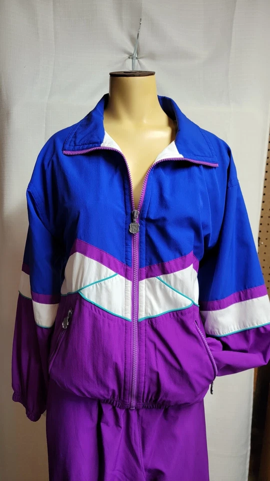 Traje de chándal vintage años 80 Kaelin 2 piezas chaqueta y pantalón traje talla pequeña púrpura azul Foto 3 de 4