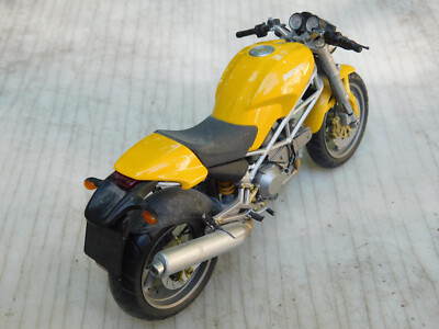 Ducati Monster Air Cooled Yellow MINICHAMPS 1 12 - 122120102 for