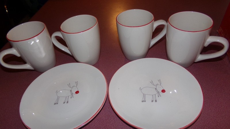 NWB MACY"S Rudolph The Red Nose Reindeer mug and snack or appetizer plate set! 