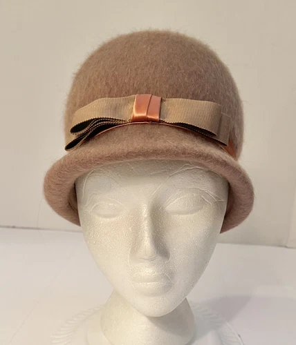 Vintage Mahara Tall Wool Felt Cloche Hat Mod Style Jonquil Original Tan Camel