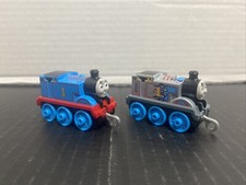 Thomas  Friends Track Master - Push Along THOMAS - Metal Engine  1 Toy Figure