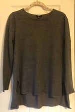 PREMISE STUDIO WOMENS SIZE M GRAY HIGH LO STRETCH LONG SLEEVE PULLOVER TOP
