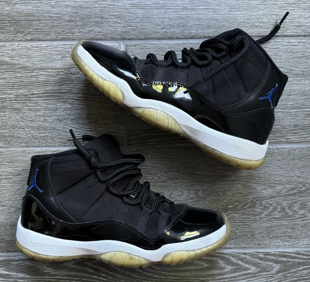 jordan 11 space jam size 7y