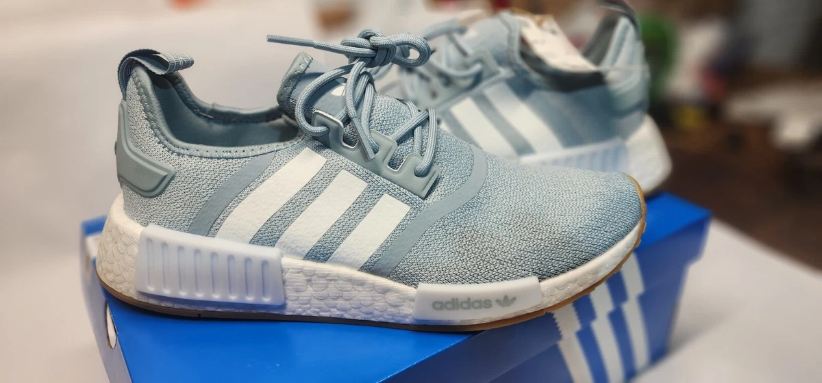 Nmd blue light blue hot sale