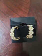 Daisy Hoop Fashion Earrings