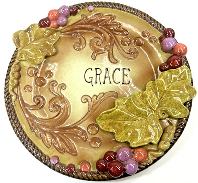 Grasslands Road 9'' Grape Decor Decorative Dimensional Plate ''Grace'' Beautifull