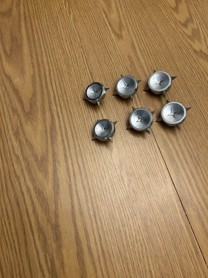 1961 年福特银河 Starliner 后柱星星套装 — 第 3/4 张图片