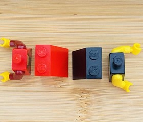 Lego Castle Kingdoms Queen Minifigure cas504 Peasant Barmaid cas471 10223 7952