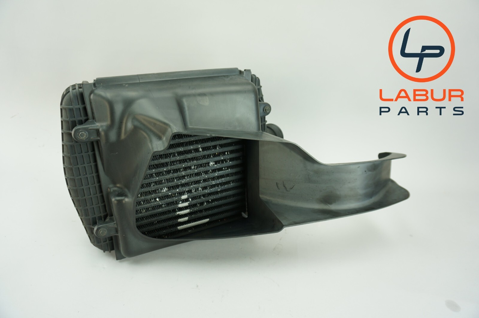 M157 14-17 Maserati Ghibli Front Right Side Turbocharger Intercooler & Duct 5660
