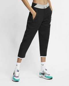 nike cropped pants