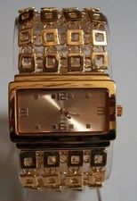 Women's Gold finish fashion chain style casual dressy party watch