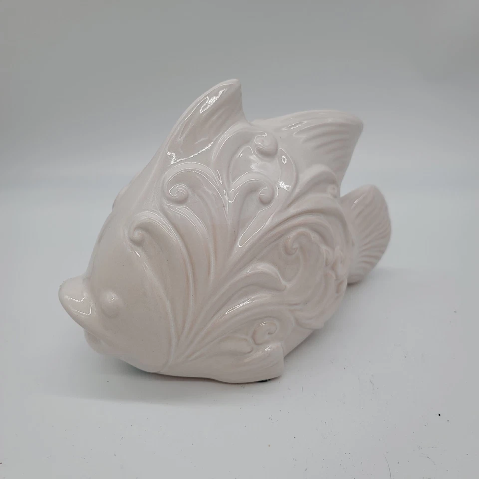 Urban Trends Collection Decorative Fish 11" Figurine White Gloss Modern - Изображение 4 из 4