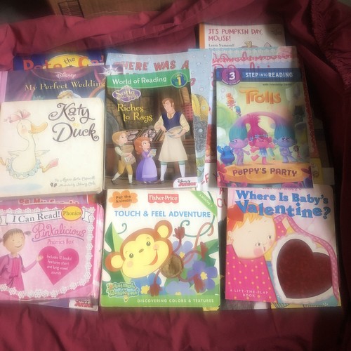 MIXED LOT OF KIDS BOOKS - GREAT FOR BOYS AND GIRLS - LOT OF 37 - Picture 3 of 8
