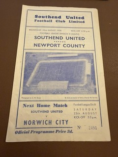 Southend United v New port County 1956/7 (1/20)