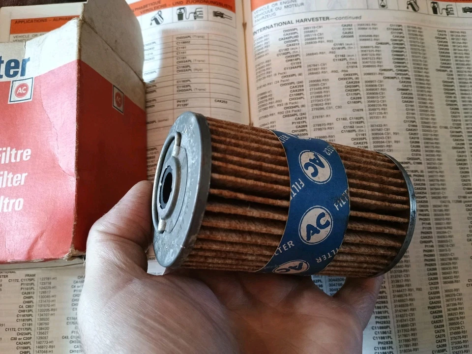 QUALITY DIESEL FUEL FILTER - FITS: PEUGEOT 403 / 404 / J7 VAN - Image 4 of 4