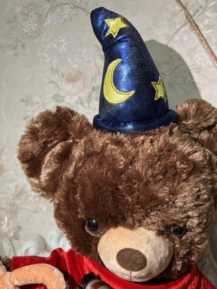 Disney Store UniBEARsity Mocha D23 EXPO Japón 2015 Fantasía con etiquetas Halloween Foto 4 de 4