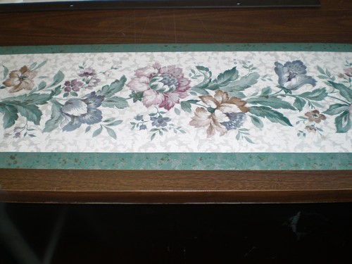 ***BULK Listing*** White & Green Border with Pink Blue & Brown Flowers - Picture 3 of 8