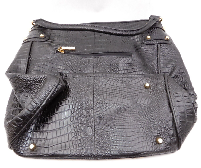 How to spot a fake designer handbag 2022