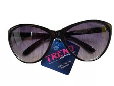 Foster Grant Trend Womens Sunglasses Black UVA/UVB Protection New With Tags