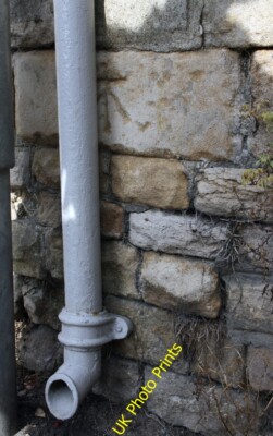 Foto 6x4 Benchmark auf Gebäude der Radcliffe Road Stamford \/TF0207 Ordnan c2015