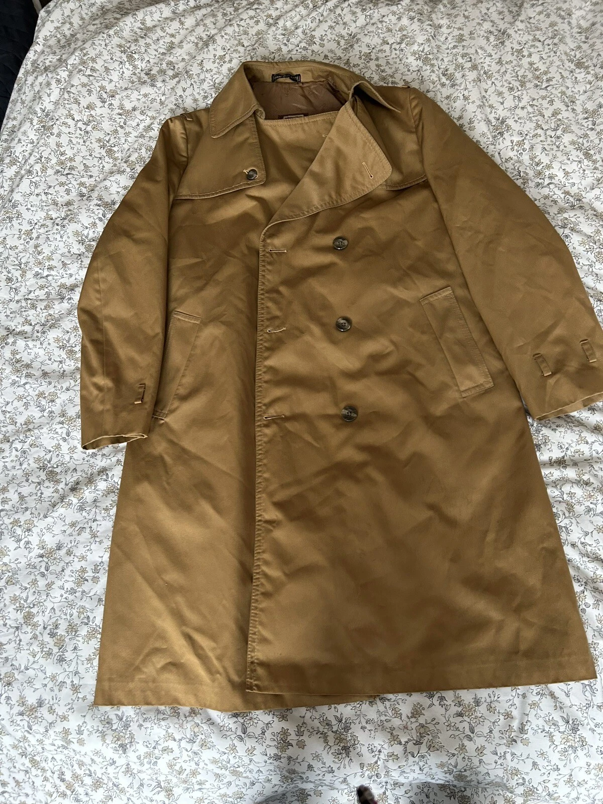 Trench coat Christian Dior mais ceinture cassée