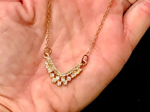 Vtg 90s Dainty Gold Tone Clear Rhinestone Boomerang Shaped Pendant Necklace - Picture 8 of 11