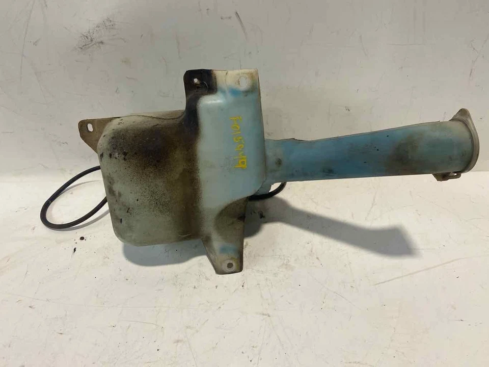 Used Washer Fluid Reservoir fits: 2001 Mitsubishi Eclipse Conv Grade A Foto 4 de 4