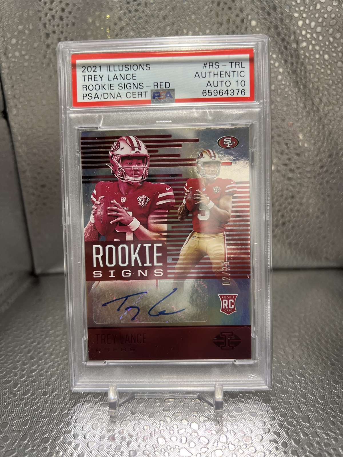 Trey Lance Panini Illusions Rookie Signs #RSTRL Red