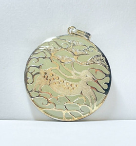 Authentic Vintage Round Light Green Jade Gold Plated Deer Medallion Pendant
