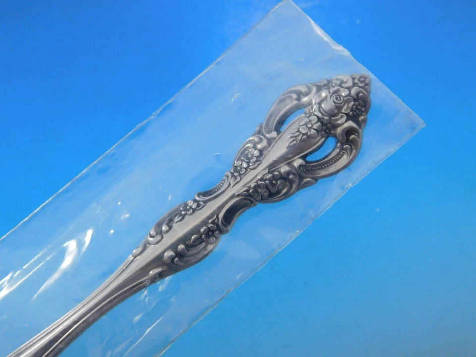 Conjunto de Talheres de Prata Esterlina Michelangelo by Oneida para 8 Serviço 40 Peças Não Usado - Imagem 3 de 4