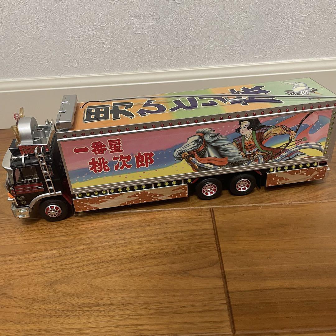 Truck Yaro Ichibanboshi Radio-Controlled Momojiro The Lone Truck Yaro Ichibanboshi Radio-Controlled Momojiro The Lone