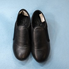 Girl's Leather Tap Shoes in Black - Size 5.5 - Used