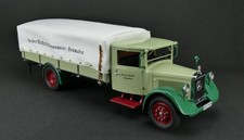 CMC Mercedes-Benz  M-170 LO 2750 Truck 1934-1938 with Canvas Tarp  1:18