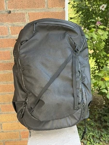 Peak Design Travel Backpack 45L Black + 2 Free Packing Cubes