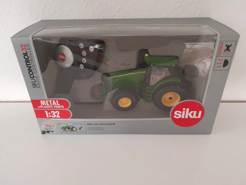SIKU Control32 (6881) Control John Deere 8345R Set mit Fernsteuerung - Bild 1 von 4