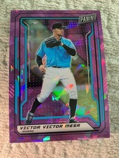 2019 Panini National Convention Vip Purple Prizm 99 Victor Victor Mesa Rays