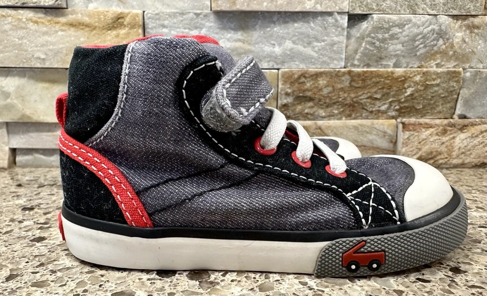 Кроссовки для малышей See Kai Run размер 7. В очень хорошем состоянии. - Изображение 4 из 4