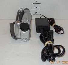 Canon DC220 Silver Digital DVD Camcorder 35x Optical Zoom battery Tested Works