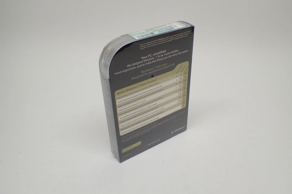 Microsoft Windows 7 Ultimate 32 / 64 Bit Install Disc Retail Box with Key - Image 4 of 4