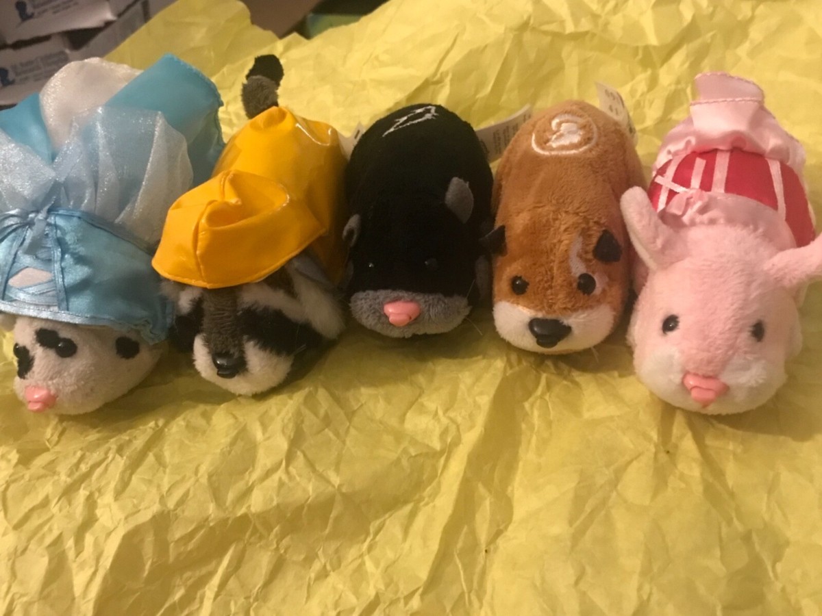 Zhu Zhu Pets Kung Zhu Hamsters Lot of 5 with outfits pink