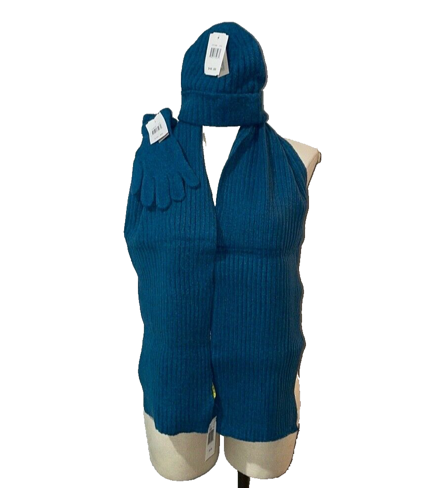 Kenneth Cole Reaction Women's NWT Beanie/ Scarf/ Gloves Set Teal