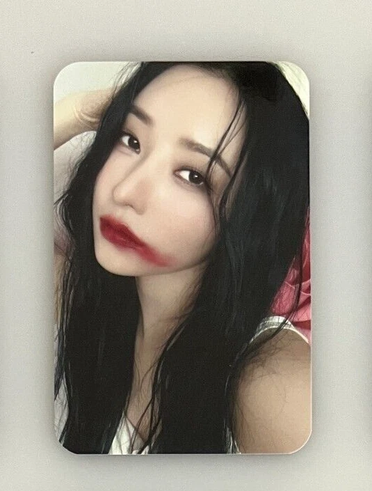 SuA - Apocalypse : From us Broadcast photocard photocard