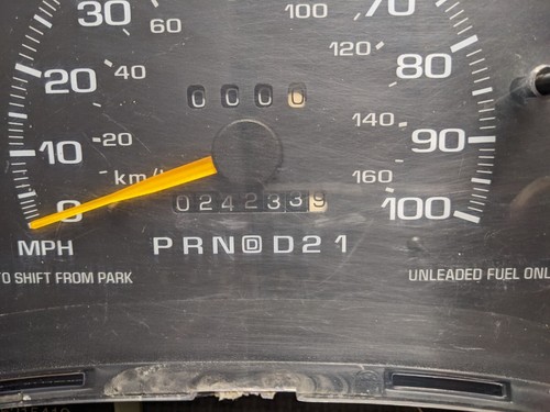 1995-1997 Chevy S-10 GMC Sonoma Instrument Cluster Gauges BASE AUTO TRANS 24K - Picture 2 of 10