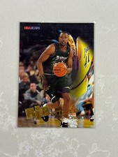 1996-97 NBA Hoops Glenn Robinson Hipnotized #H11 Milwaukee Bucks