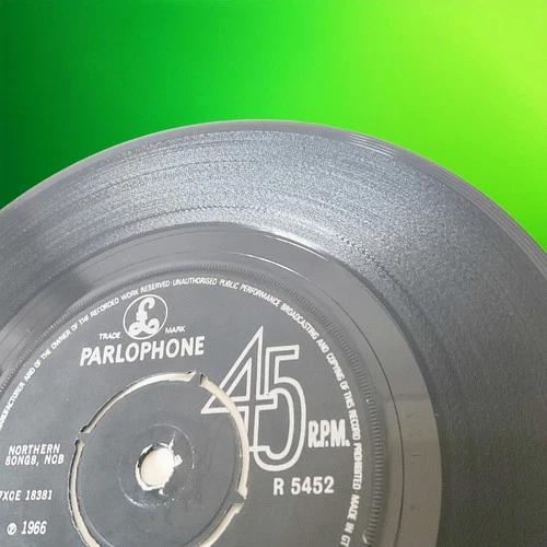 The Beatles Vinyl - Paperback Writer / Rain 7" Single 1966 Parlophone R5452 1st