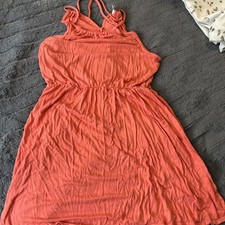 Woman’s Old Navy Medium Pink Dress