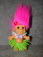 Troll Doll 4 1/2" Russ Girl Hawaiian Hula Dancer Pink Hair