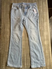Old Navy BootCut Jeans Women  s Size 14 Mid Rise Light Wash Blue Denim NWT New